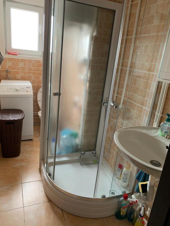 Aleksinac Centar Apartamento Exterior foto