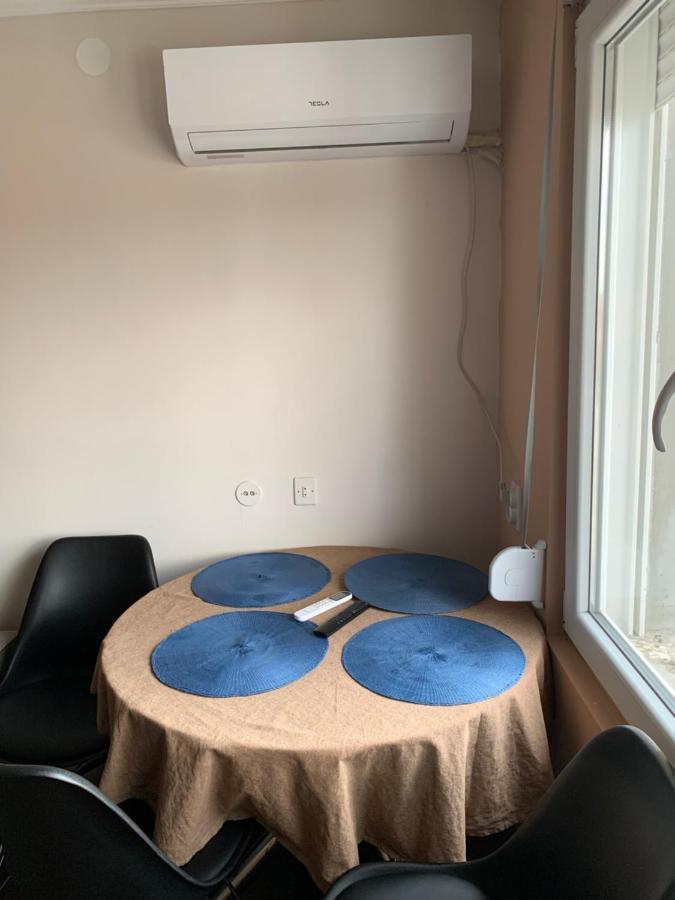 Aleksinac Centar Apartamento Exterior foto