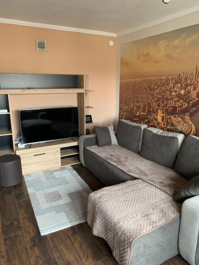 Aleksinac Centar Apartamento Exterior foto